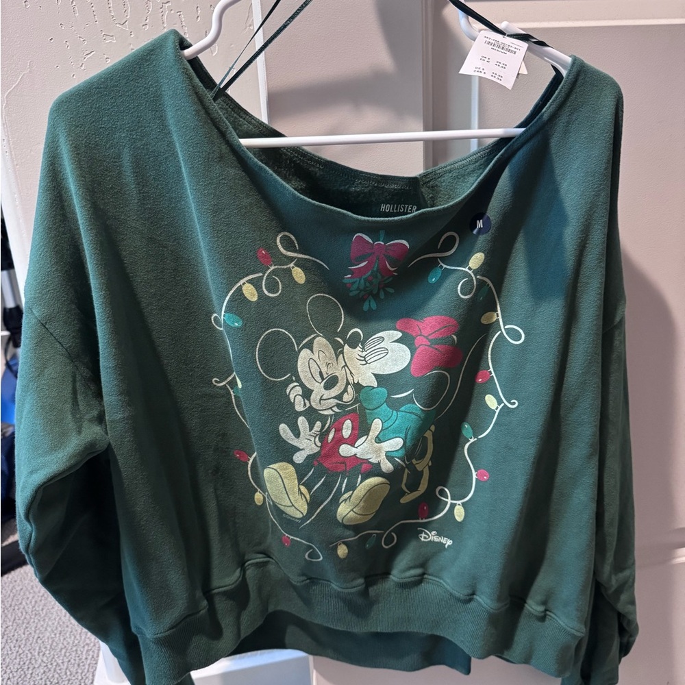 Disney Mickey and Minnie Green off the shoulder Sweatshirt